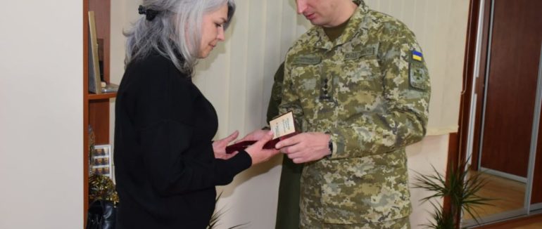 На Закарпатті родинам загиблих Героїв-прикордонників вручили державні нагороди