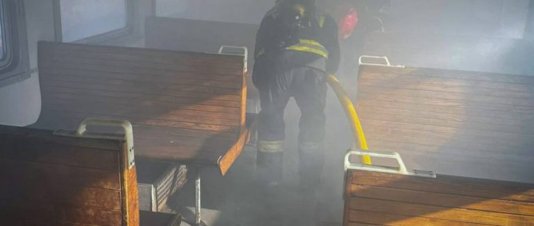 На Закарпатті загорівся потяг, не доїхавши 300 метрів до станції