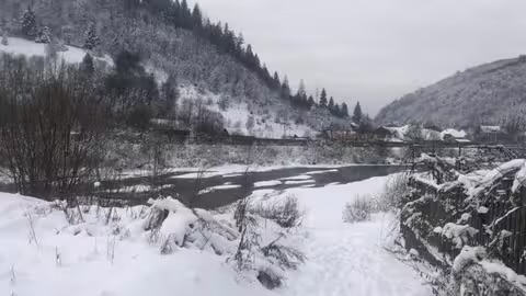 У Міжгір’ї у потічку знайшли тіло 38-річного чоловіка