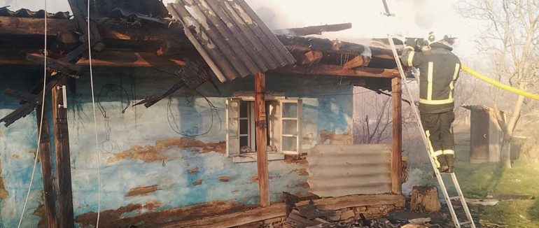 На Тячівщині у Тереблі горів житловий будинок