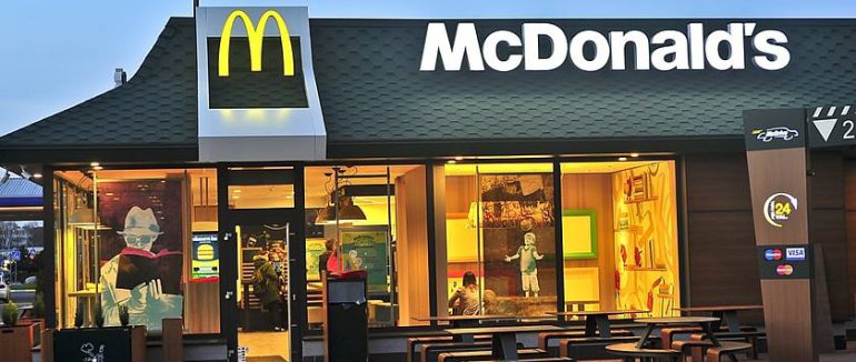 Стали відомі дати відкриття McDonald’s на Закарпатті