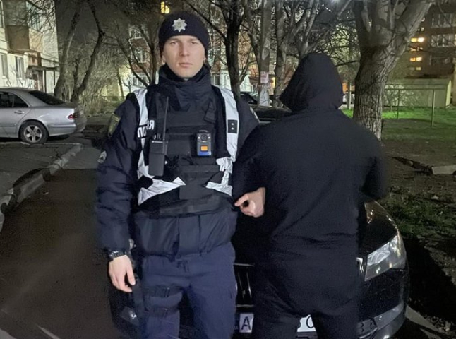 Небайдужі попередили поліцію: у Мукачеві затримали п’яного водія