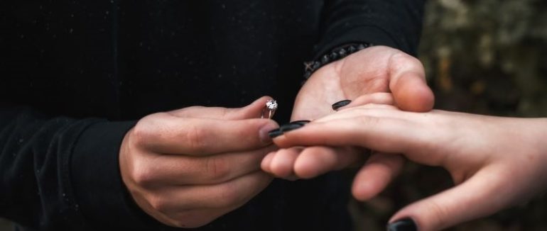 Ювелірні прикраси, що закохують з першого погляду