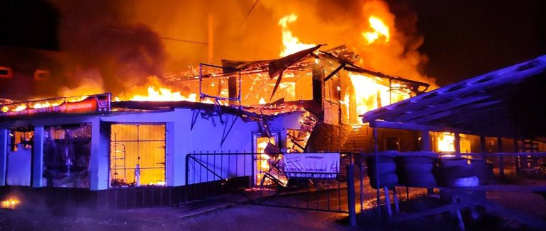 Рятувальники ліквідували пожежу в магазині