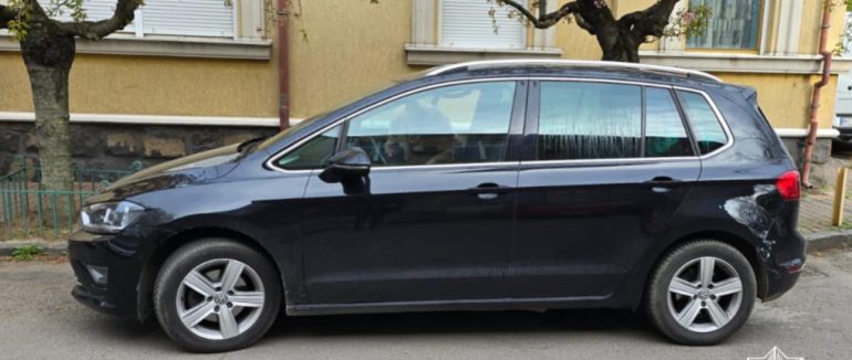 В Ужгороді водій скоїв аварію і втік