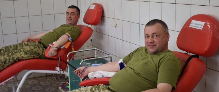 Кров для життя: прикордонники Мукачівського загону стали донорами крові