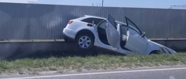 ДТП на Мукачівщині: на виїзді з села Ключарки автівка опинилася у кюветі