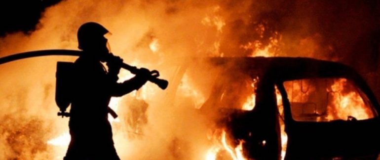 Протягом трьох днів на Закарпатті горіли легковик та мікроавтобус