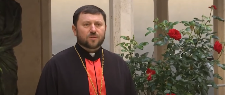 Наймолодший кардиналом: українець на конклаві! Відео з Ватикану