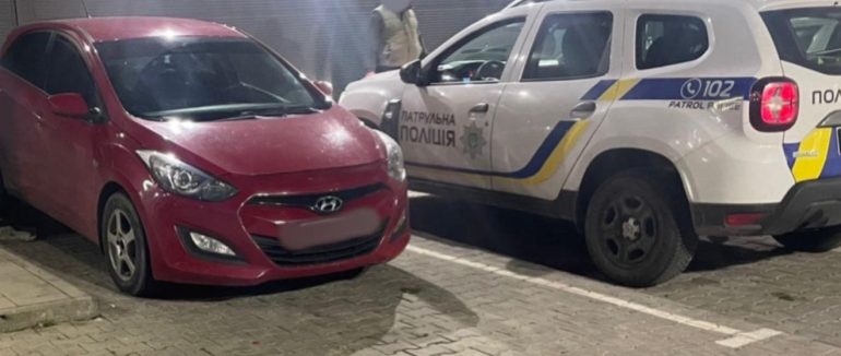 Водій вчинив ДТП та втік з місця події