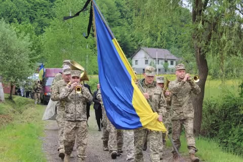 Закарпаття попрощалося із Героєм Михайлом Глебою