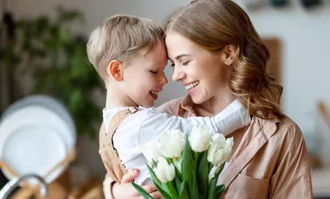 Сьогодні українці відзначають День матері