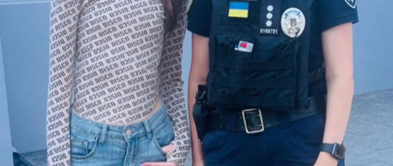 У Мукачеві патрульні розшукали дівчину, яка втекла із дому