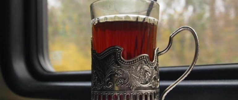 Вперше за шість років: у поїздах Укрзалізниці подорожчають кава та чай