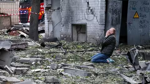 Вночі Росія випустила по Україні понад 440 дронів і 32 ракети