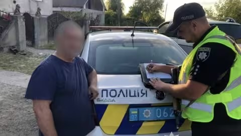 На Ужгородщині чоловік викинув у кювет 6 цуценят, його притягнули до адмінвідповідальності