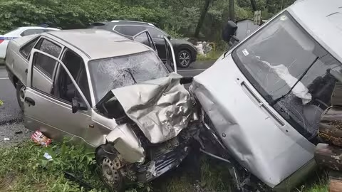 У смертельній ДТП на Рахівщині загинула жінка, ще троє людей — у важкому стані