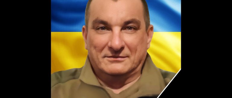 У Мукачеві попрощаються з померлим захисником Олегом Рабчуком