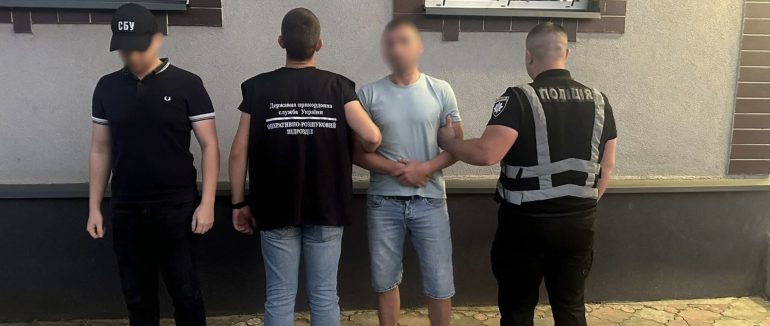 На Закарпатті залізничник за $12 тисяч доправляв чоловіків до прикордоння