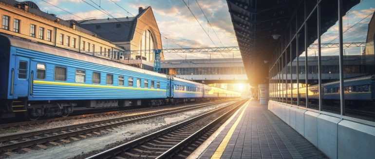 Укрзалізниця призначила два нові поїзди на Закарпаття