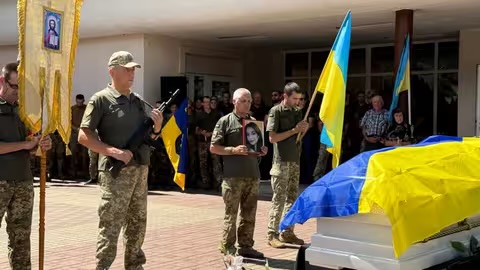 У Рахові прощаються з 20-річною військовою Ангеліною Мартинюк, яка загинула на Донеччині