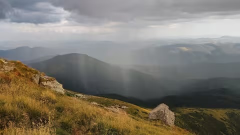 Погода на вихідні: кінець літа на Закарпатті буде хмарним та теплим