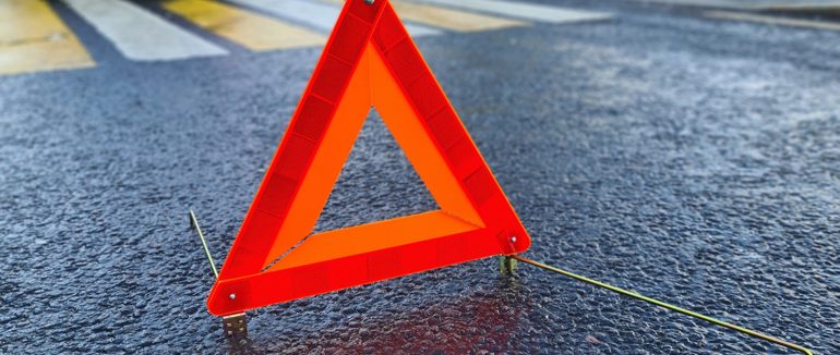 У Мукачеві зіткнулися рейсовий автобус та легковик Audi A6