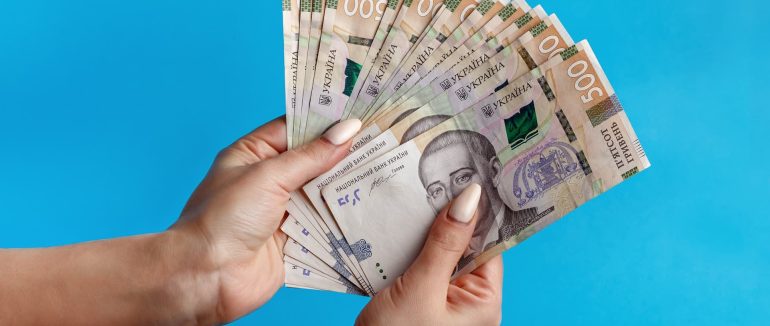 17 жителів Мукачівської громади отримають матеріальну допомогу на лікування