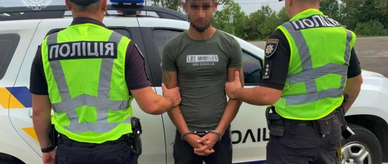 «Трансфер» за $4300: житель Хустщини організував схему переправлення чоловіків за кордон