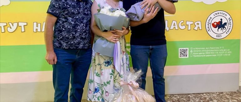 У Лікарні Святого Мартина за тиждень народилося 41 немовля — 29 дівчаток та 12 хлопчиків