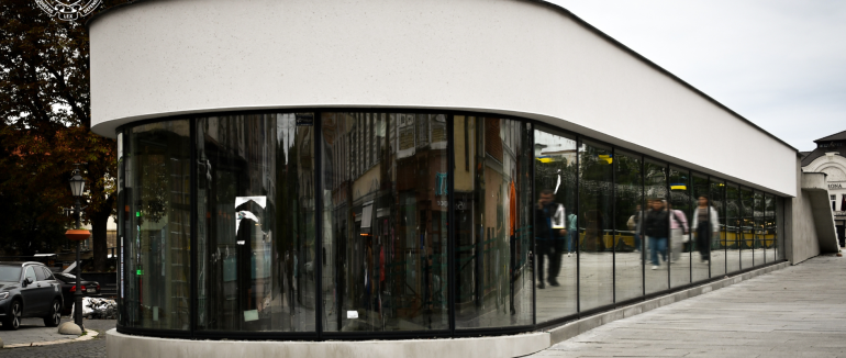 Прокуратура вимагає перебудувати самовільне будівництво в історичній частині Ужгорода