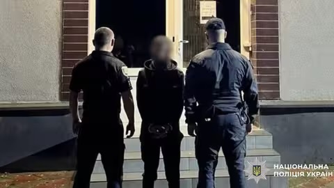 У Виноградові вночі 21-річну дівчину пограбував знайомий