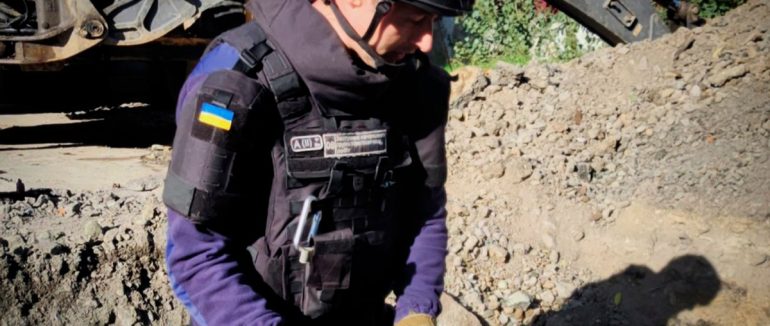 Будівельники в Ужгороді натрапили на снаряд Другої світової війни