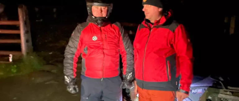 Гірські рятувальники допомогли українці та громадянину США, які заблукали в Карпатах