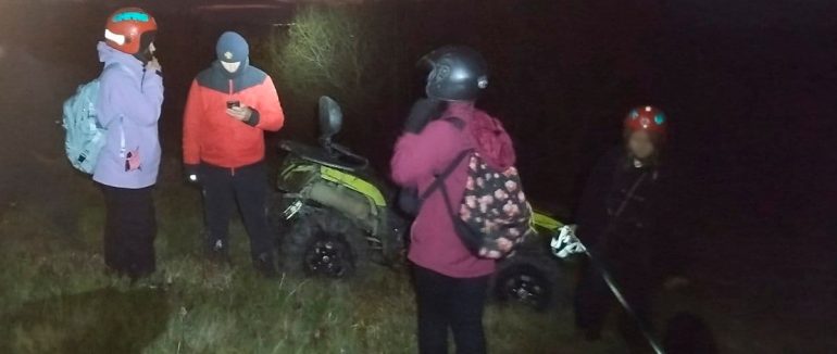 Рятувальники допомогли трьом туристкам та доберману в горах