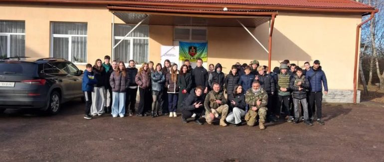 Дрони та базові навички: зустріч у Клячанівському ЗЗСО