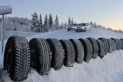 Перевзування зимових шин: чи можна отримати штраф в Україні?
