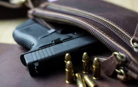 Декларування зброї в Україні: що потрібно знати про закон і як діяти