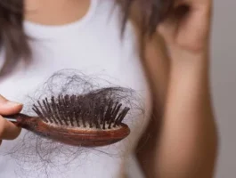 Чому через стрес випадає волосся та що з цим робити