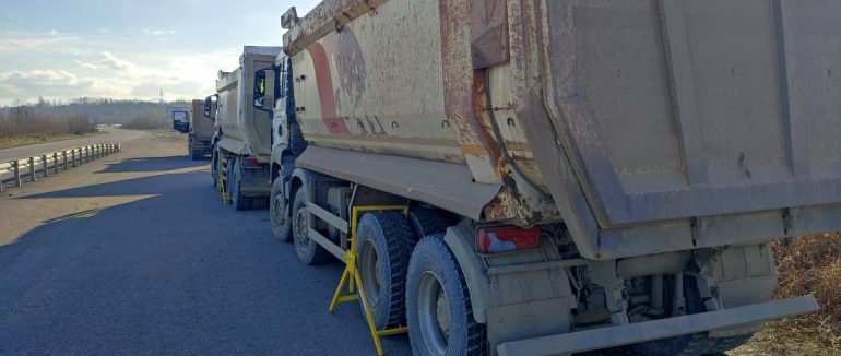 238 тис. грн штрафів: на Закарпатті виявили перевантажені авто та порушення режиму роботи водіїв