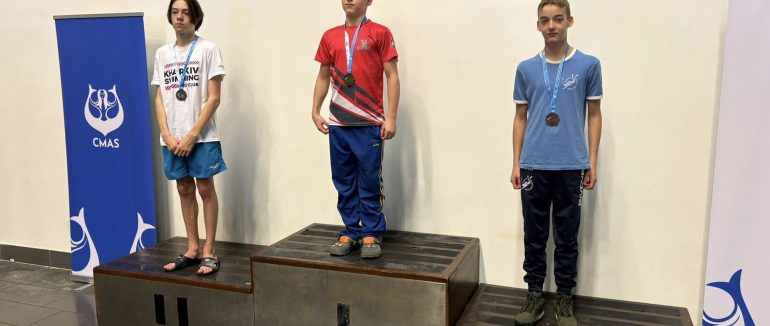 Юний ужгородець встановив два рекорди України з підводного плавання