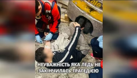 В Ужгороді юнак ледь не втратив ногу через нещасний випадок: медики встигли врятувати