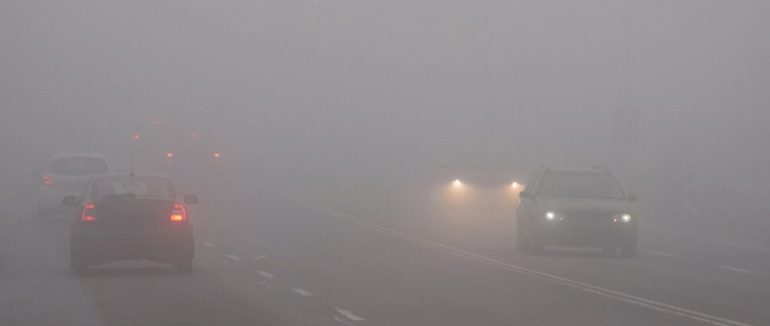 Тумани та ожеледиця: синоптики попереджають про ускладнення погоди на Закарпатті 12 грудня