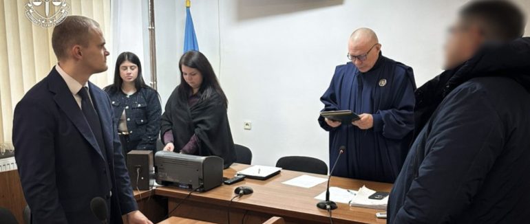 Майже 10 років ув’язнення: ужгородця засудили за зухвалий напад і грабіж