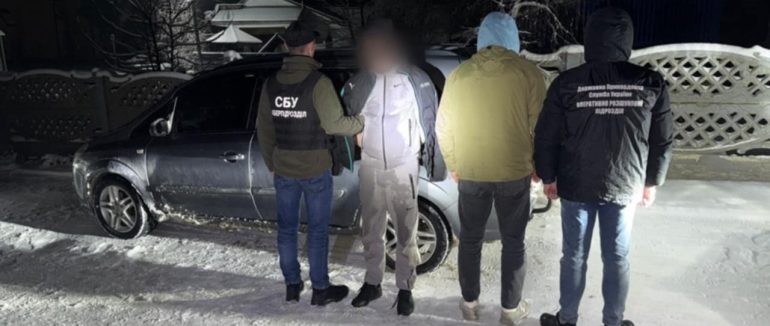 Прикордонники викрили схему незаконного переправлення через кордон чоловіків призовного віку