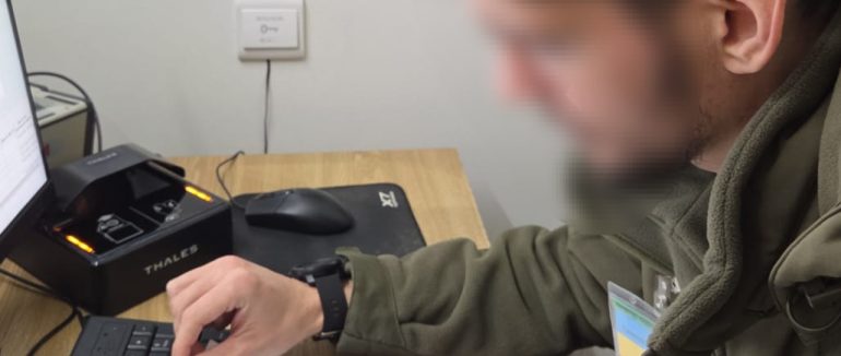 На кордоні з Словаччиною викрили двох киян, які вдавали з себе багатодітних батьків