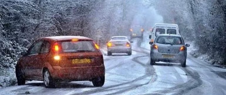 Рятувальники попереджають водіїв про ожеледицю на гірських дорогах Закарпаття
