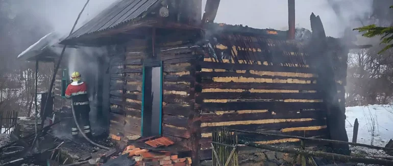 На Ужгородщині під час пожежі загинув 72-річний чоловік