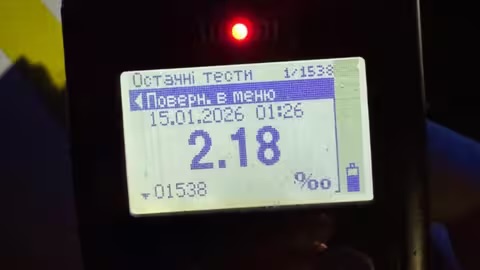 Перевищив норму у 11 разів: в Ужгороді затримали водія, який керував напідпитку та без прав