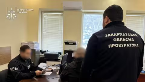 На Закарпатті підприємець намагався незаконно вивезти за кордон партію лісоматеріалів